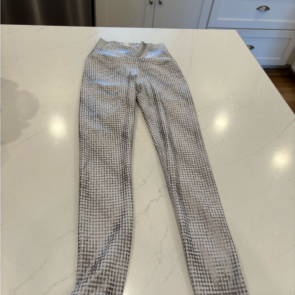 Peloton Gray Patterned Leggings